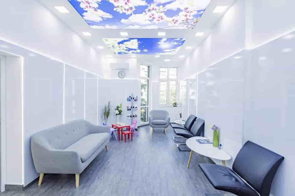 Medstom Dental Clinic in Sofia, Bulgaria Reviews from Real Patients Slider image 3