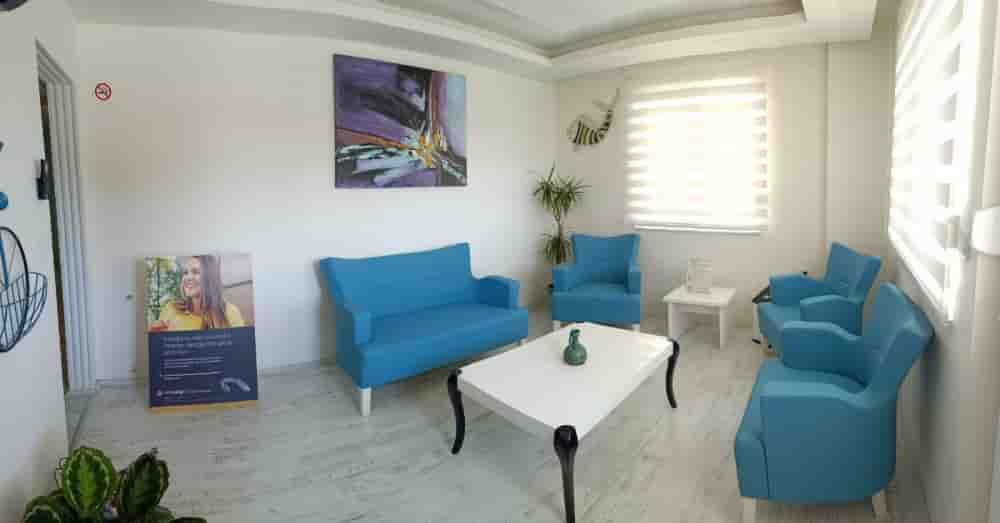 Side Smile Dental Clinic Reviews in Antalya, Turkey Slider image 4