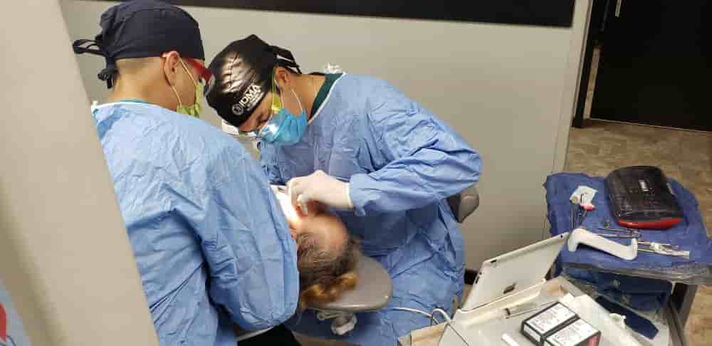 Dental Artistry & World Dental Center in Nuevo Progreso, Mexico Reviews from Real Patients Slider image 2