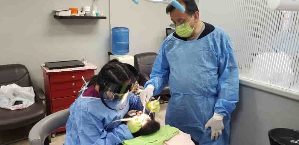 Dental Artistry & World Dental Center in Nuevo Progreso, Mexico Reviews from Real Patients Slider image 3