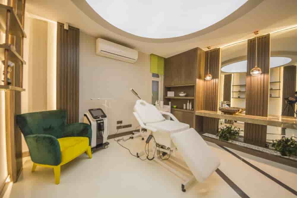 Estemita Clinic in Antalya, Turkey Reviews From Cosmetic Surgery Patients Slider image 4