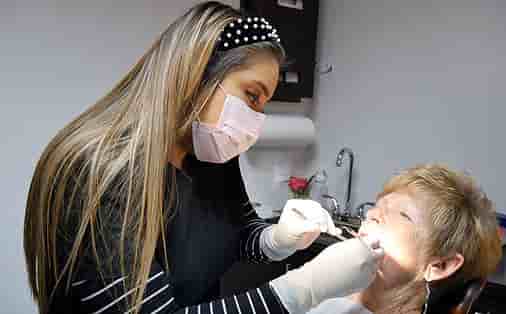 Rancherito Dental in Los Algodones, Mexico Reviews from Real Patients Slider image 3