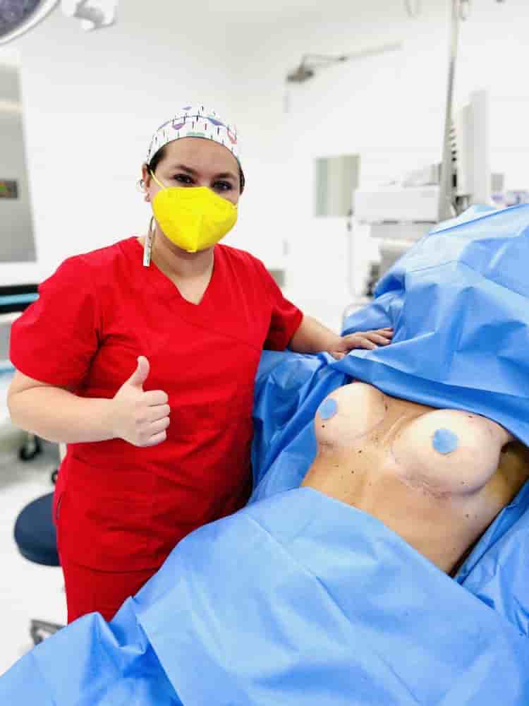 CER Plastic Surgery Tijuana in Tijuana, Mexico Reviews from Real Patients Slider image 9