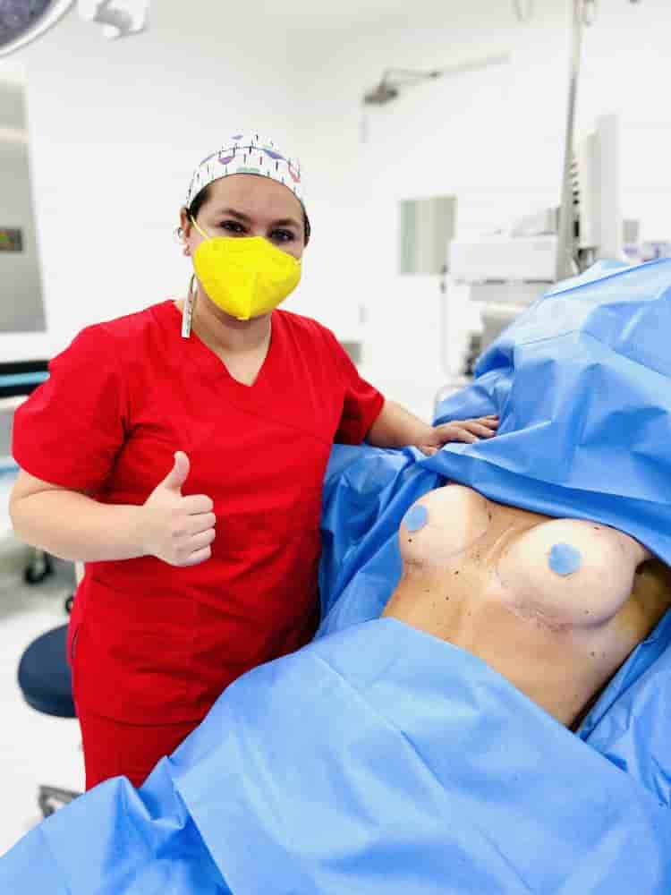 CER Plastic Surgery Tijuana in Tijuana, Mexico Reviews from Real Patients Slider image 9