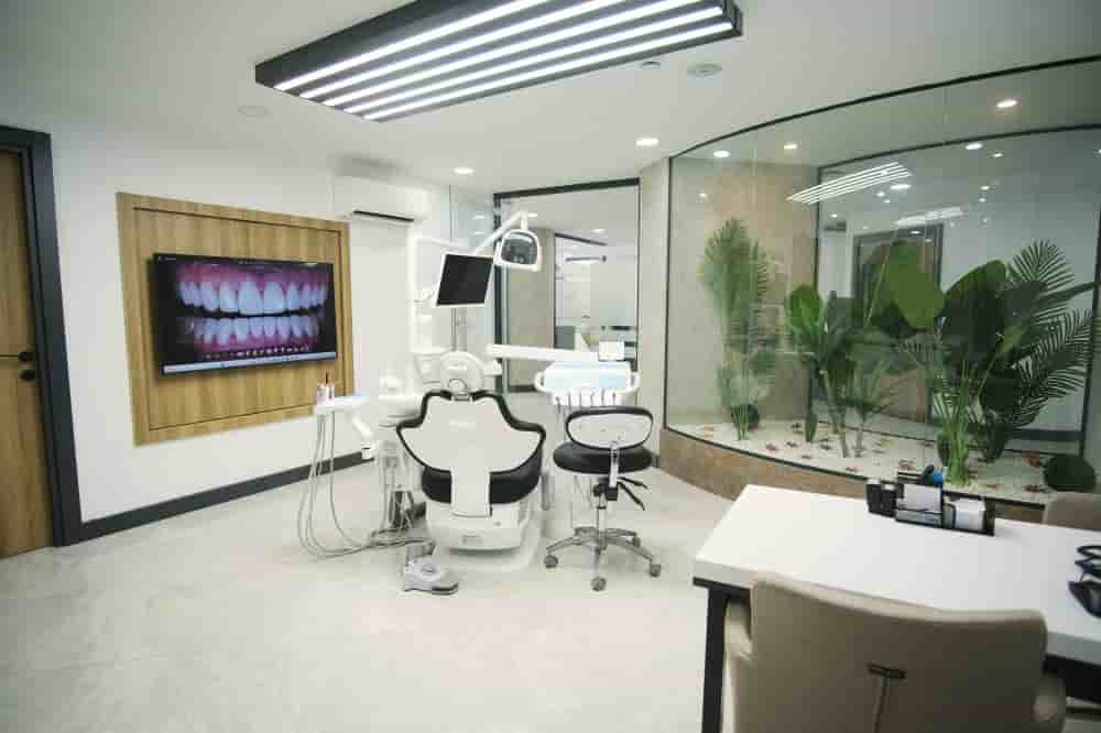 Beyaz Ada Dental Clinic Reviews in Antalya, Turkey Slider image 5