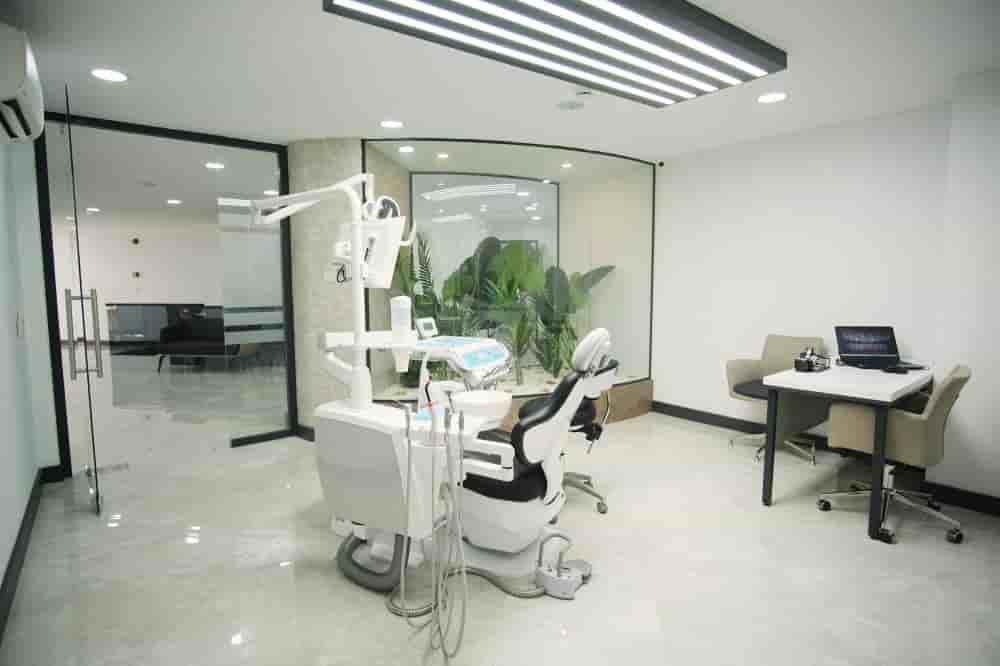 Beyaz Ada Dental Clinic Reviews in Antalya, Turkey Slider image 6