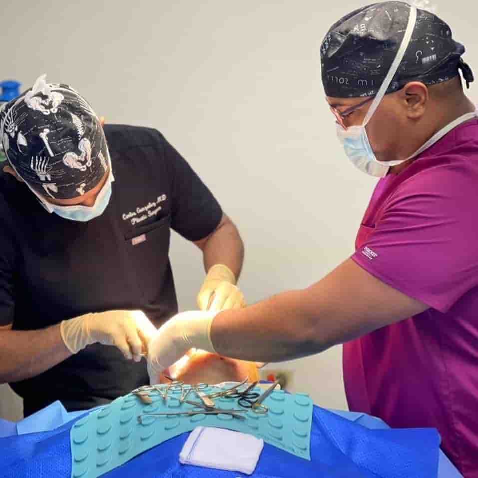 Verified Patients Reviews on Plastic Surgery in Santo Domingo, Dominican Republic by Dr Carlos Gonzalez Slider image 5