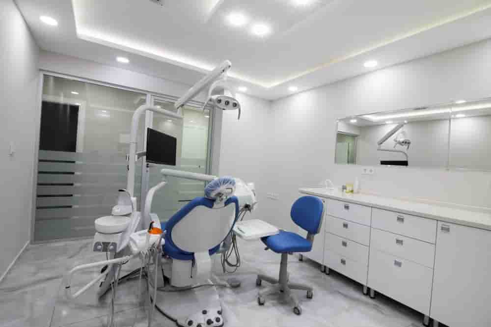 Verified Patients Reviews of Dental Treatment in Bodrum, Turkey by DENT ART PORT Clinic Slider image 5