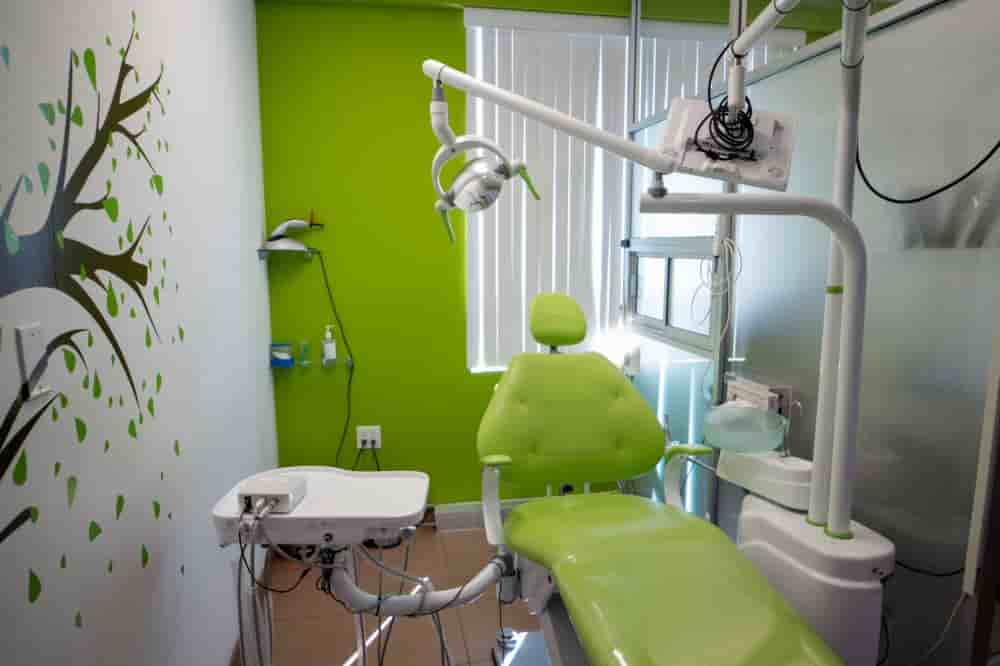 Verified Patients Reviews of Dentistry in Juarez, Mexico by Smile Design Clinic Slider image 4