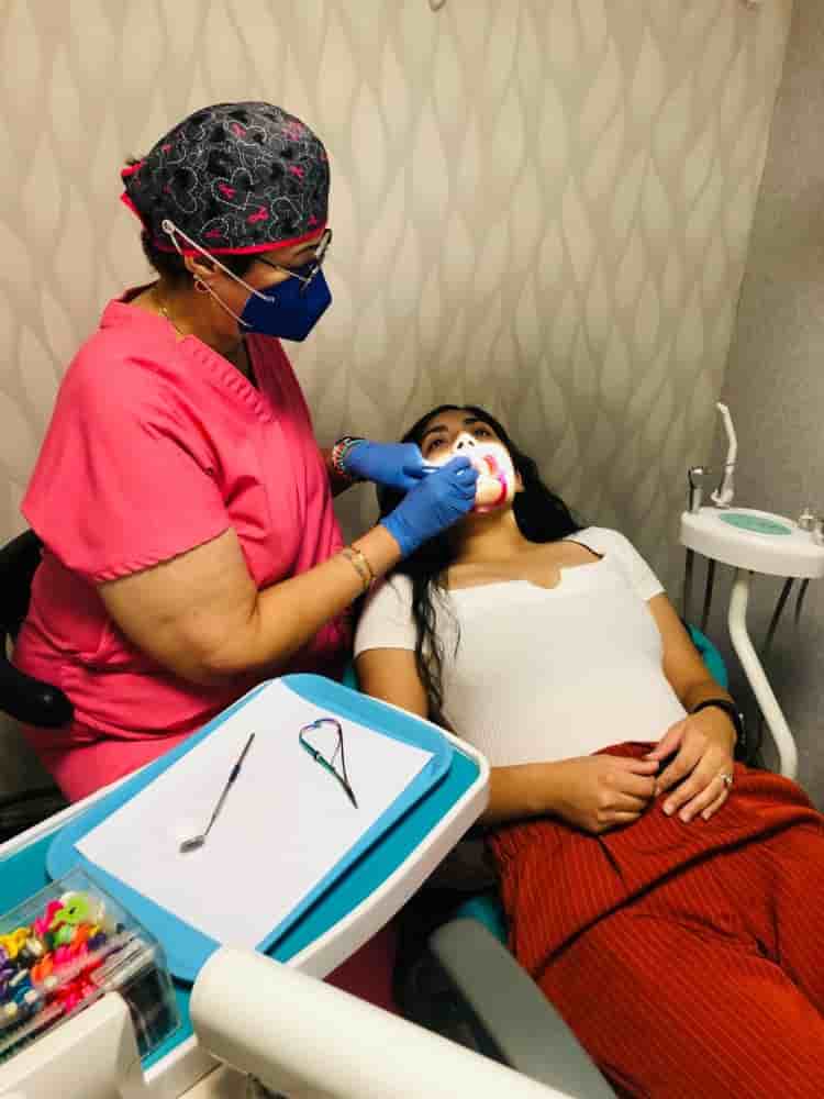 Elizondo Dental Group Reviews in Mexicali, Mexico Slider image 5