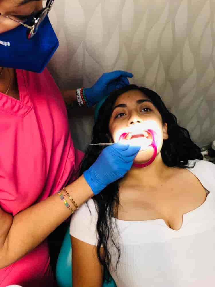Elizondo Dental Group Reviews in Mexicali, Mexico Slider image 6