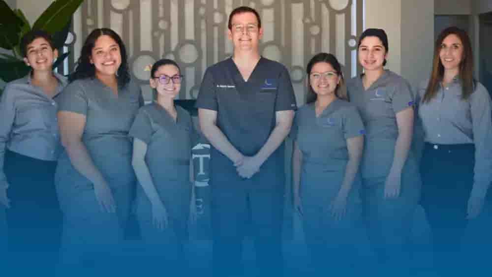 Timeless Hair & Skin Medcenter in Mexicali, Mexico Reviews from Real Patients Slider image 1