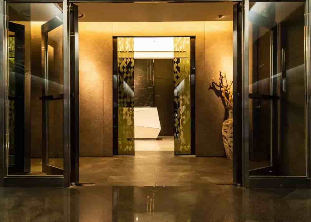 Bright Eye Clinic in Seoul, South Korea Reviews from Real Patients Slider image 2