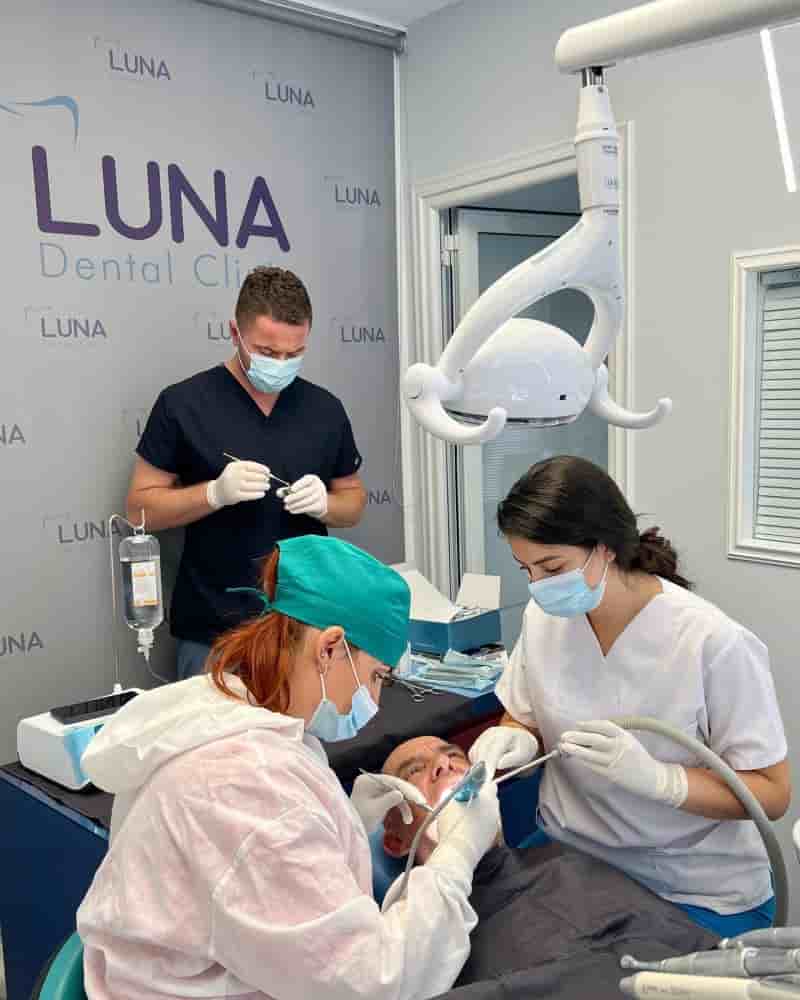 Luna Dental Clinic in Tirana, Albania Reviews from Real Patients Slider image 10