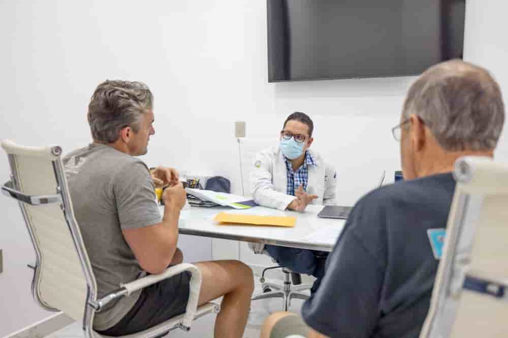 Renue Medical Centre in Puerto Vallarta,Nuevo Vallarta, Mexico Reviews from Real Patients Slider image 6