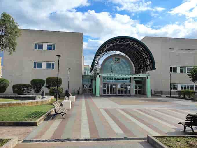 Hospital Tor Vergata in Rome, UAE Reviews from Real Patients Slider image 5