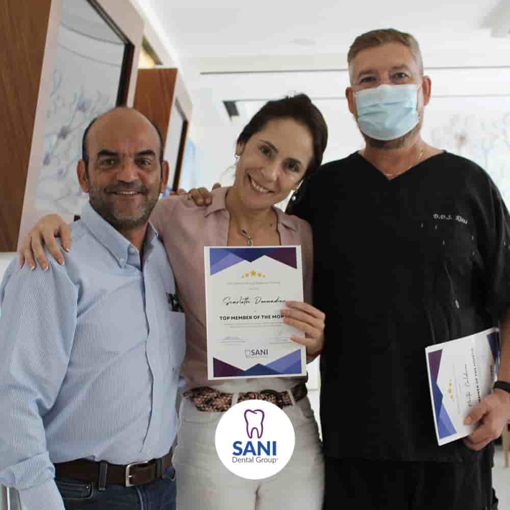 Sani Dental Group Cancun in Cancun, Mexico Reviews from Real Patients Slider image 4