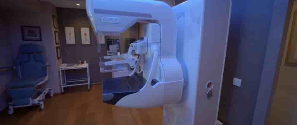 Istanbul Oncology Hospital in Istanbul, Turkey Reviews from Real Patients Slider image 6