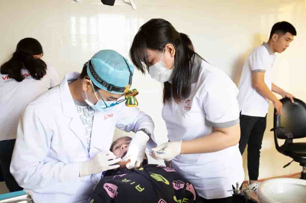 Nha Khoa Vinh An in Ho Chi Minh City, Vietnam Reviews from Real Patients Slider image 7