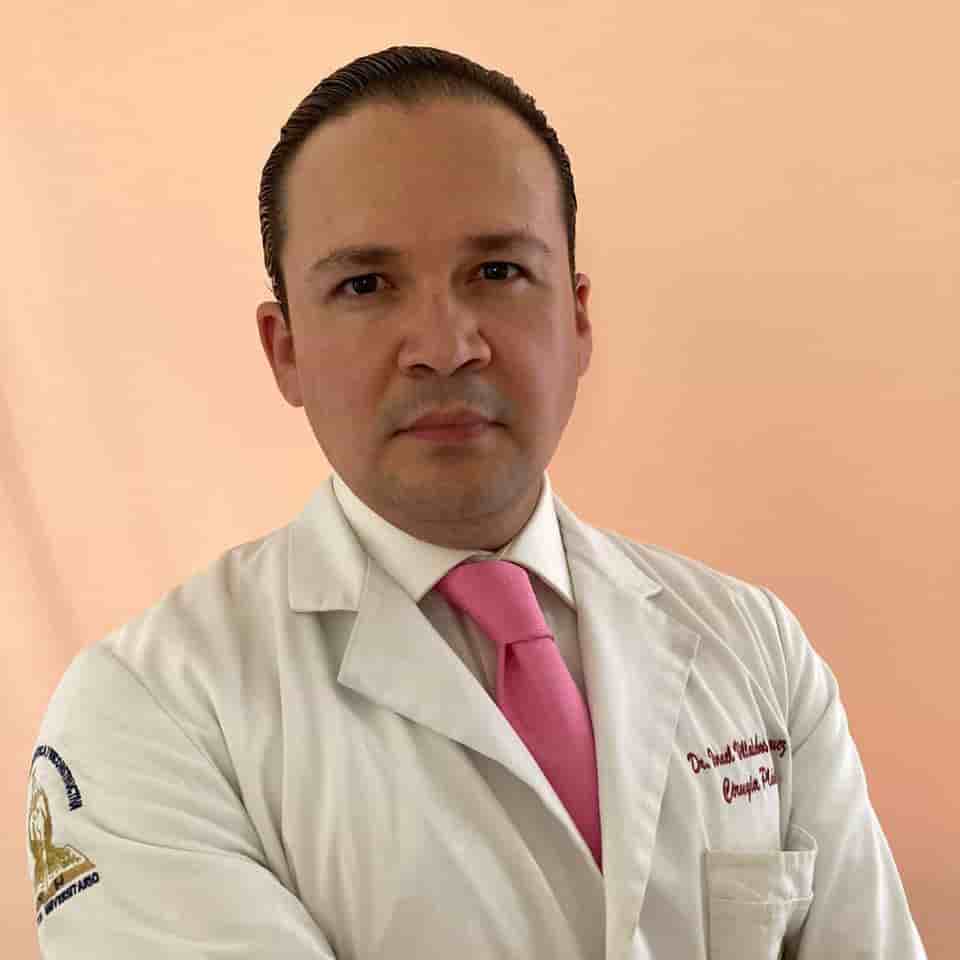 Dr. Israel Villalobos in Guadalajara, Mexico Reviews from Real Patients Slider image 1