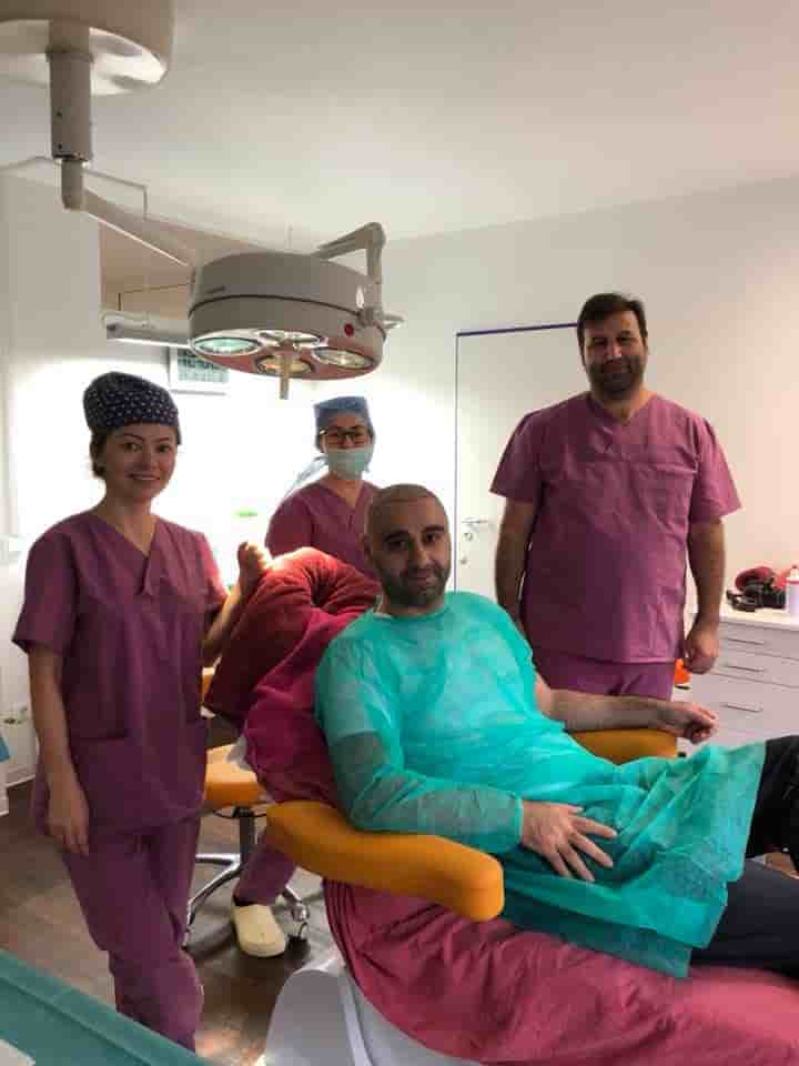 Fuller Hair Transplant Clinic in Istanbul, Turkey Reviews from Real Patients Slider image 4