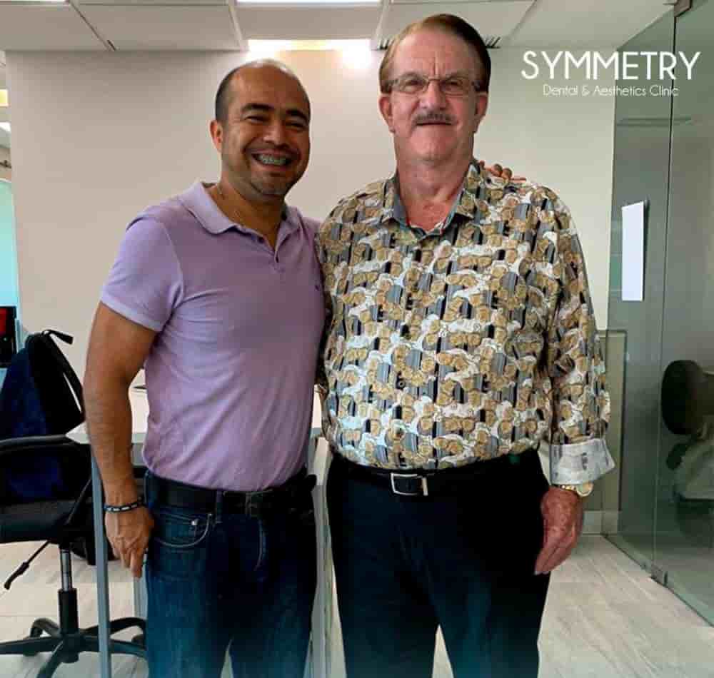Symmetry Clinics in Cancun, Mexico Reviews from Real Patients Slider image 7