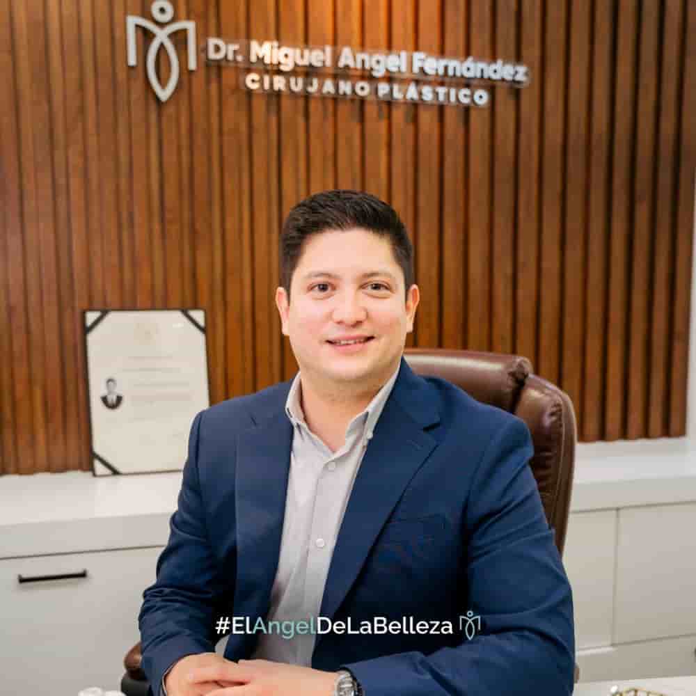 Dr. Miguel Angel Fernandez in Mexicali, Mexico Reviews from Real Patients Slider image 8
