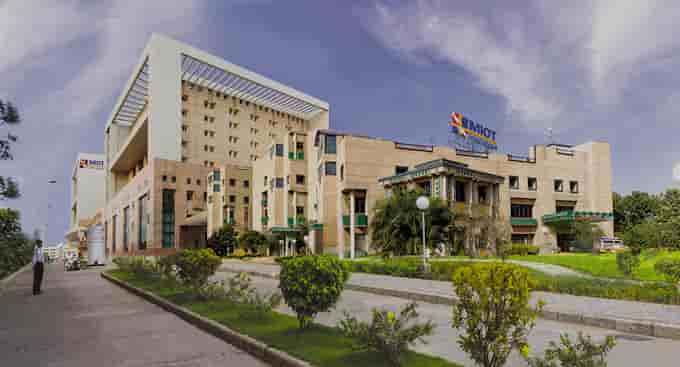 MIOT International Hospitals in Chennai, India Reviews from Real Patients Slider image 1