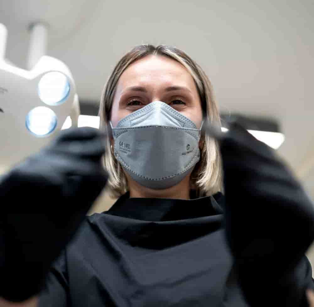 Dr. Seda Kocyigit Dental Clinic in Istanbul, Turkey Reviews from Real Patients Slider image 7