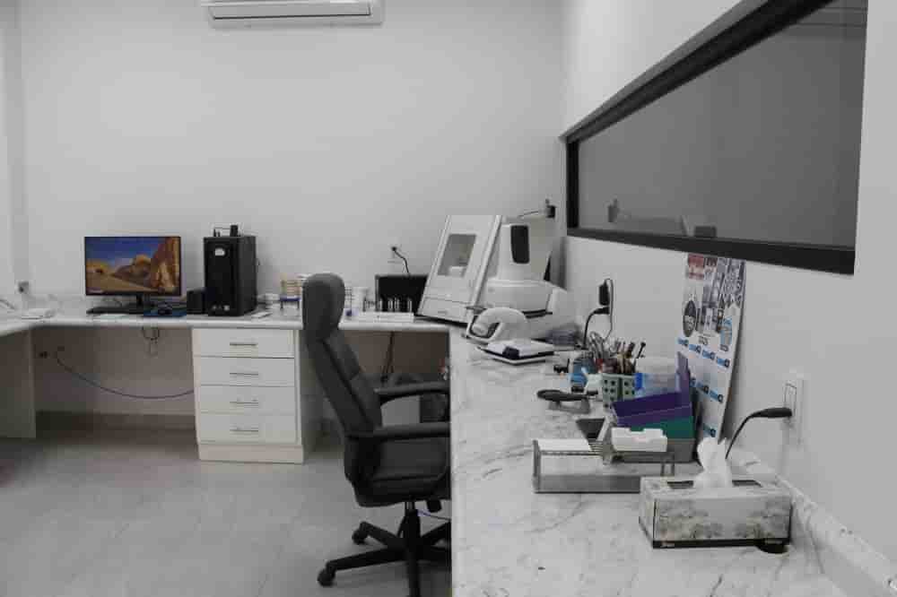 RUMO Dental Group in Los Algodones, Mexico Reviews from Real Patients Slider image 2