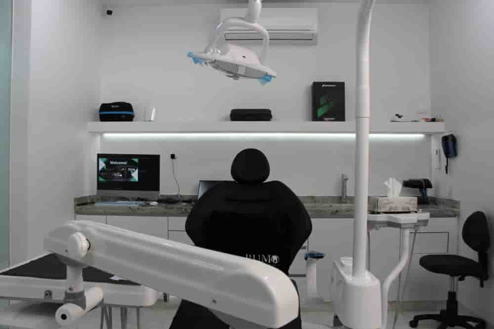 RUMO Dental Group in Los Algodones, Mexico Reviews from Real Patients Slider image 9