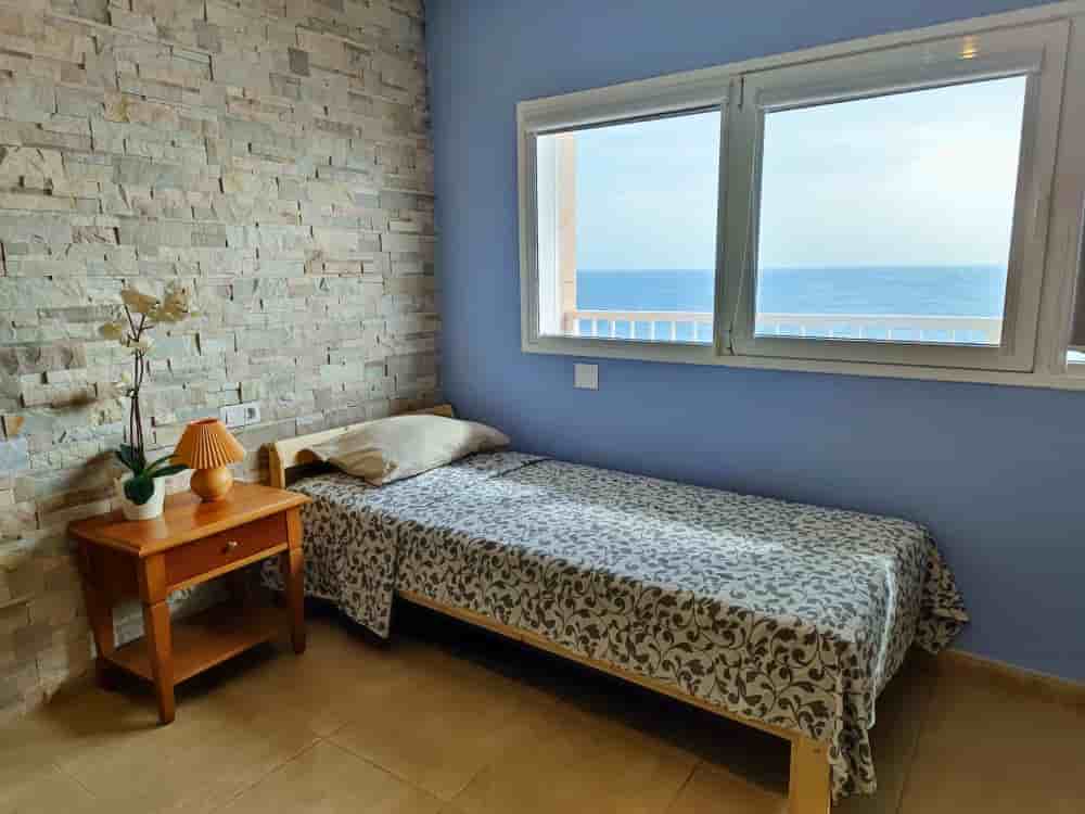 Revelia Recovery Center in Tenerife, Spain Reviews from Real Patients Slider image 1