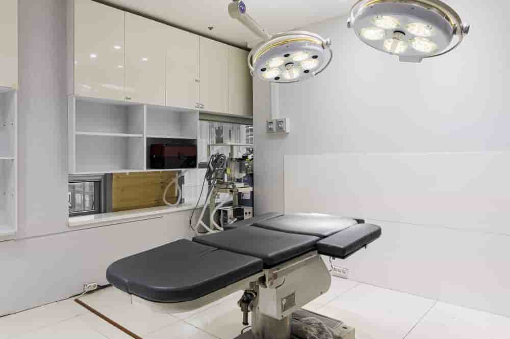 Returning Plastic Surgery in Seoul, South Korea Reviews from Real Patients Slider image 4