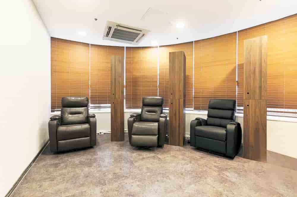 Returning Plastic Surgery in Seoul, South Korea Reviews from Real Patients Slider image 5