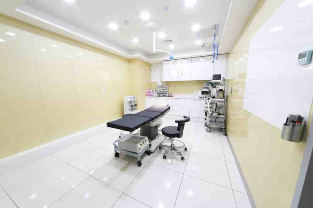 Urban Plastic Surgery in Seoul, South Korea Reviews from Real Patients Slider image 10