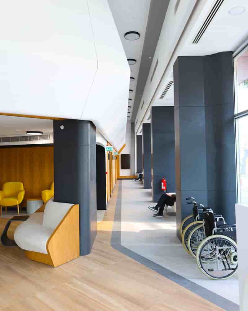 Emot Plus International Hospital in Izmir, Turkey Reviews from Real Patients Slider image 5