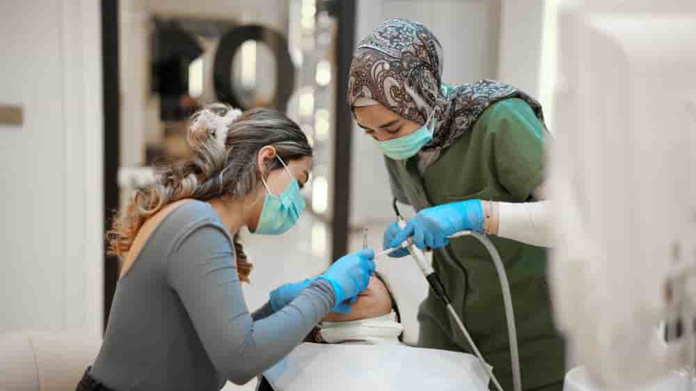 Verified Patient Reviews of Dentaray Clinic: luxury Dental Clinic in Istanbul in Istanbul, Turkey Slider image 3