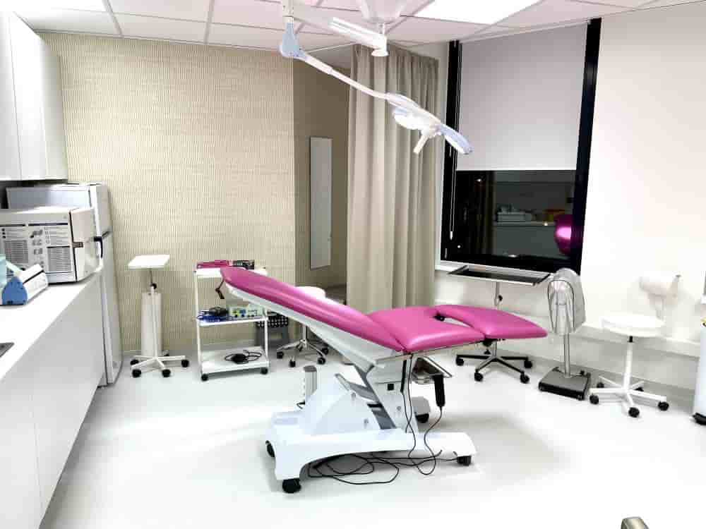 New Beauty Medical Aesthetic and Anti-aging Center in Budapest, Hungary Reviews from Real Patients Slider image 5