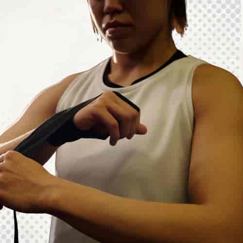 Best Wrist Joint Treatment Package Offered by Stem Cell Treatment in Germany Expert - Dr. Klingenberg
