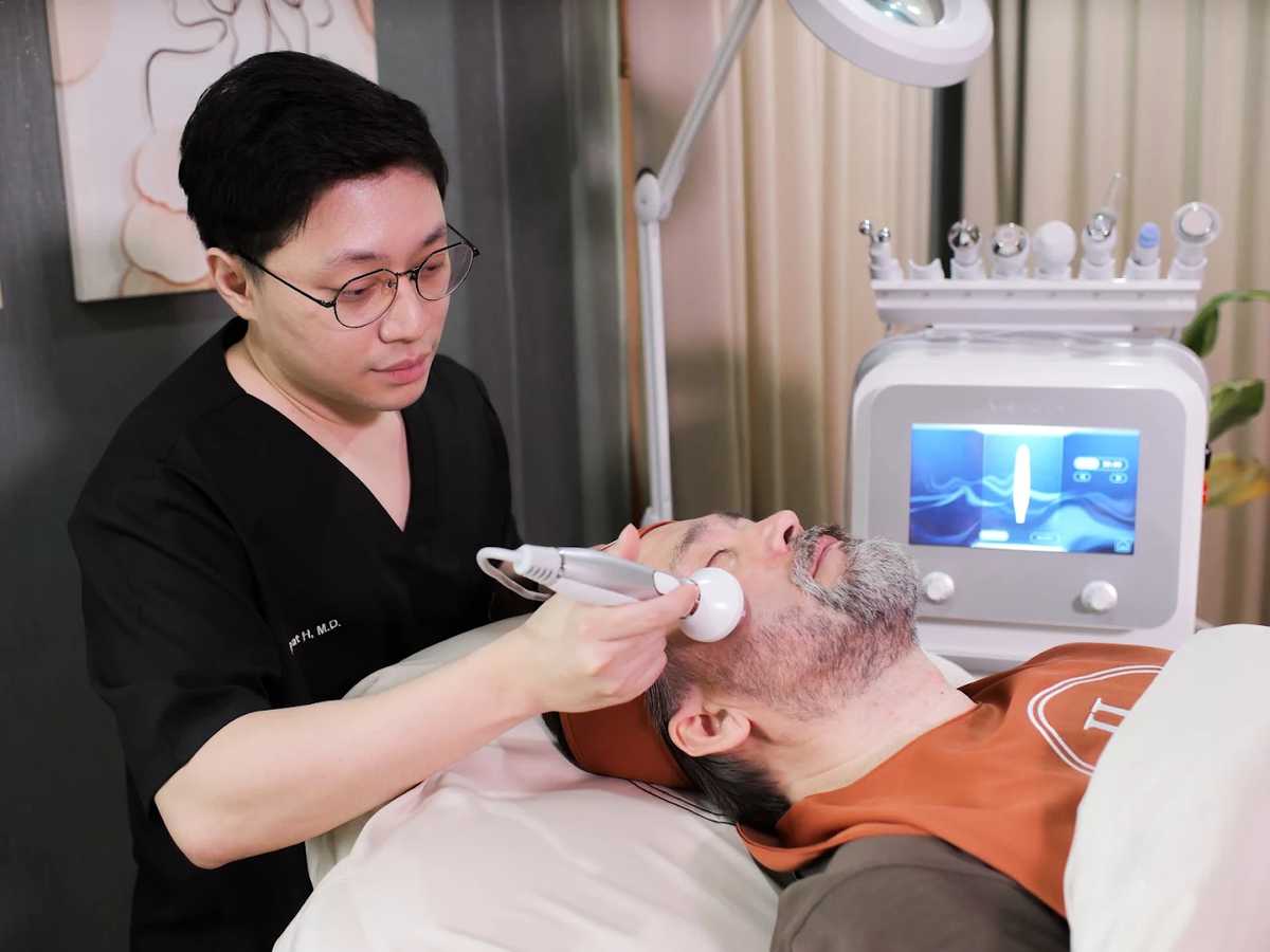 Healthi Life Longevity Center in Bangkok Thailand