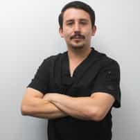 Dr. Axel Perez