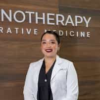 Dr. Andrea Salas