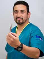Dr. Víctor Martínez Oseguera