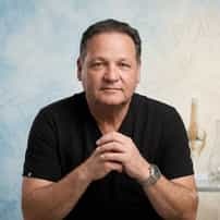 Dr. Hiram Fernandez