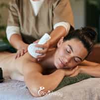 What specific anti-aging benefits can you expect from luxury stem cell medical spas in Slovakia?
