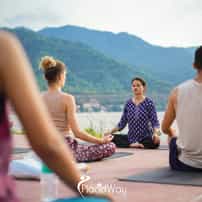 What Style of Yoga Retreat Is Best for Anxiety, Back Pain, or Weight Loss Goals?
