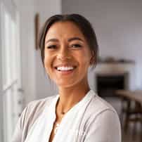 How Much is a Full Set of Veneers in Colombia?