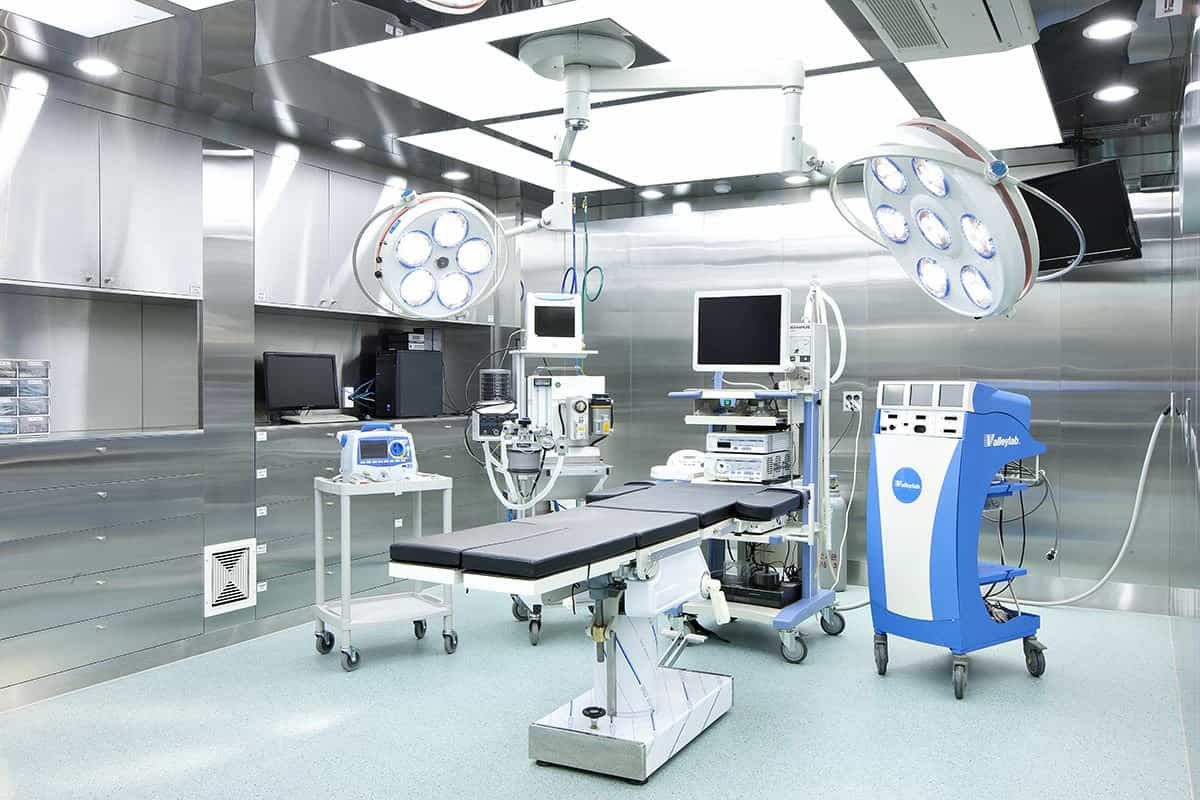 Operating Room Liposuction Clinic - Seoul, South Korea Operating Room Liposuction Clinic - Seoul, South Korea