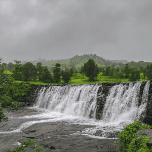 شلالات بالقرب من إيغاتبوري ناسيك ماهاراشترا الهند