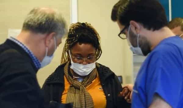 Testimonio de la Sra. Yoppa Cirugía de columna en Bursa, Turquía, para el dolor de espalda